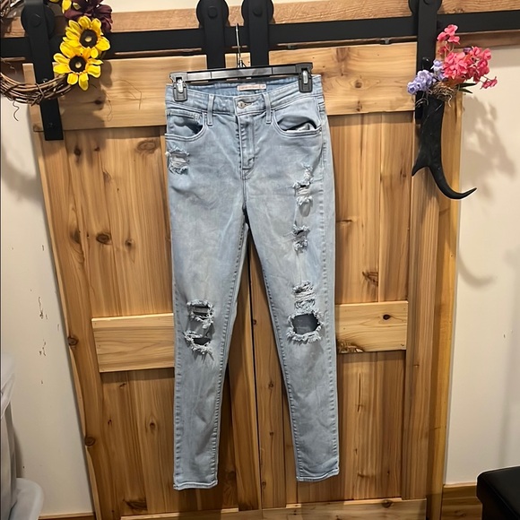 Levi's Sky Blue Ripped Skinny Jeans - Picture 1 of 11